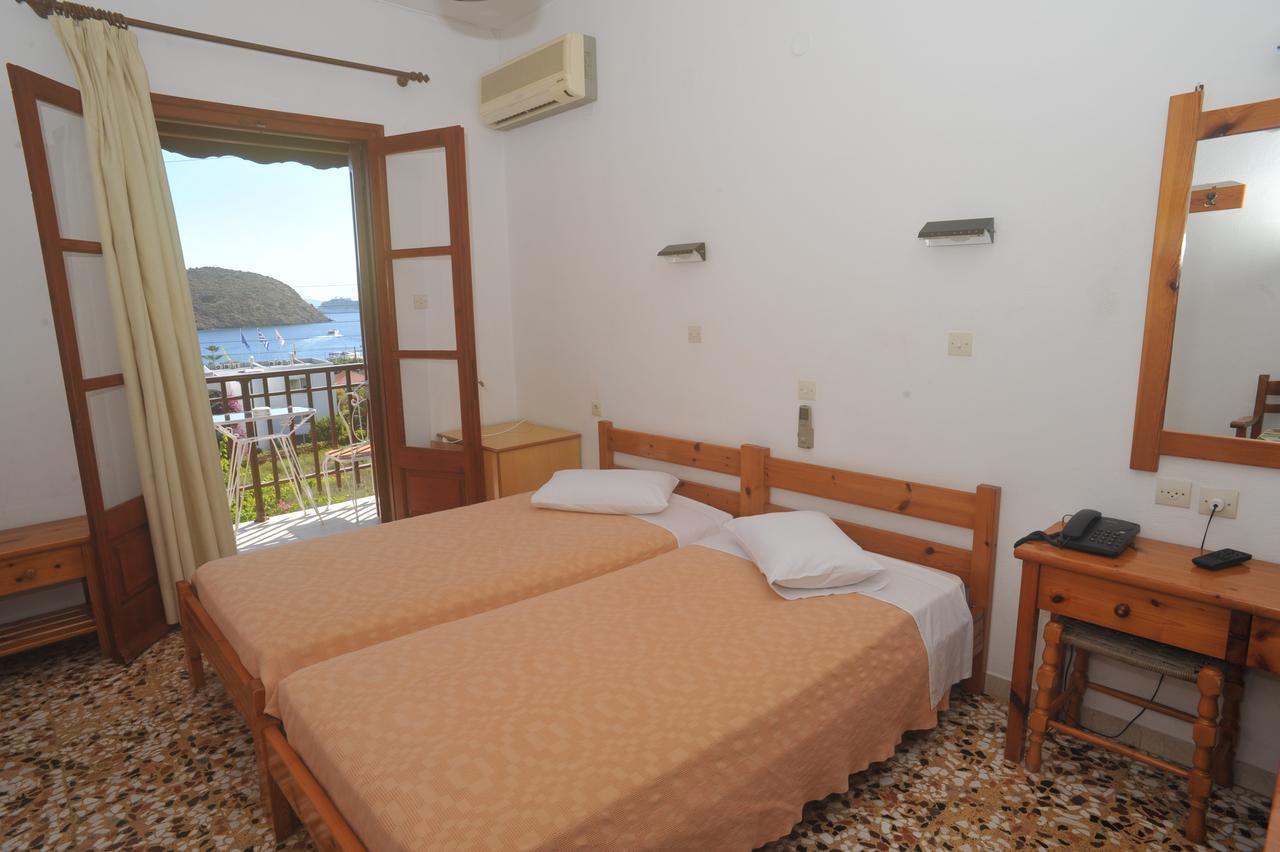Pátmos Casteli Hotel מראה חיצוני תמונה